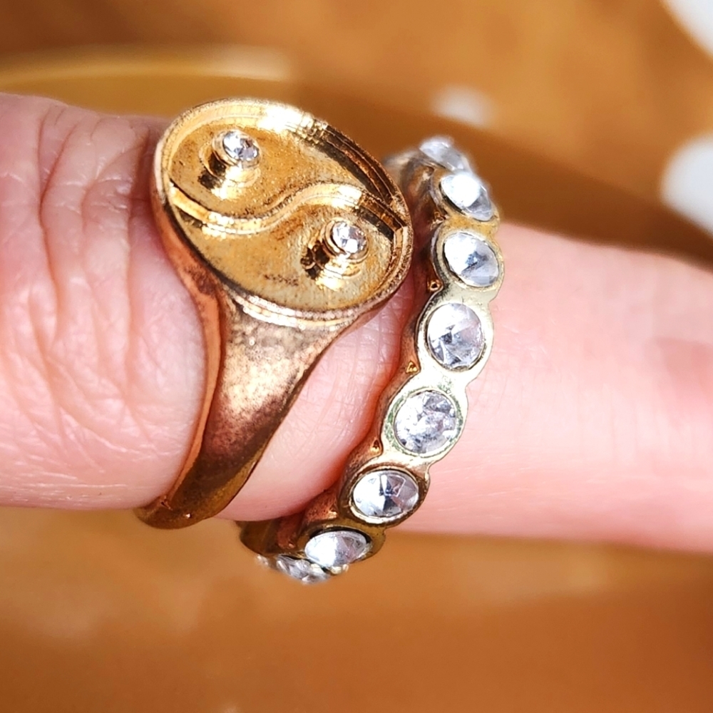 Lot 2 gold tone‎  costume rings. Peace sign band cz stones 8 infinity band 7 cz